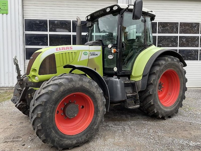 Traktor typu CLAAS ARION 640 HEXASHIFT CEBIS, Gebrauchtmaschine v Plankstadt