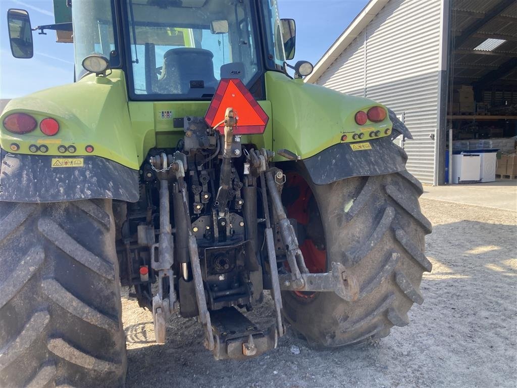 Traktor a típus CLAAS Arion 640 m/læsser, Gebrauchtmaschine ekkor: Bredsten (Kép 6)