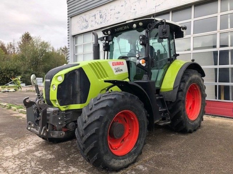 Traktor tip CLAAS ARION 640 T4 CIS, Gebrauchtmaschine in Charnay-lès-macon (Poză 1)