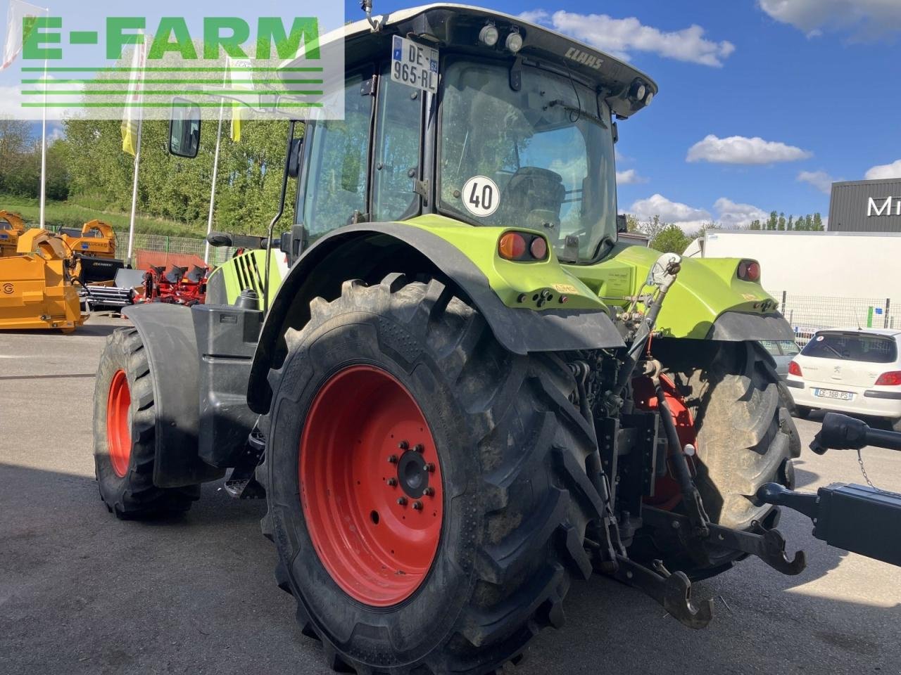 Traktor typu CLAAS arion 640 t4i cis CIS, Gebrauchtmaschine v BLENDECQUES (Obrázek 2)