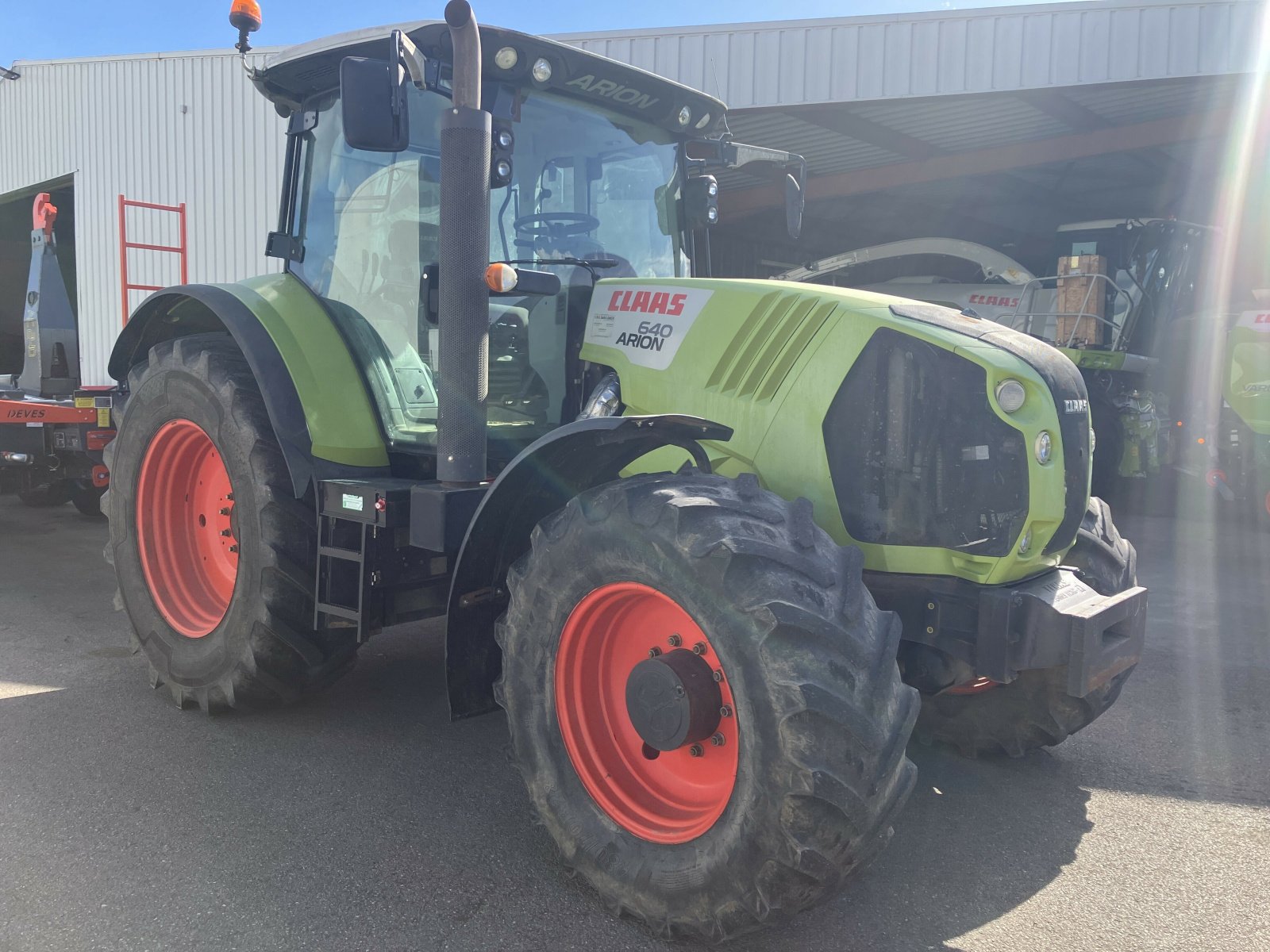 Traktor tipa CLAAS ARION 640 T4I CIS, Gebrauchtmaschine u BLENDECQUES (Slika 4)