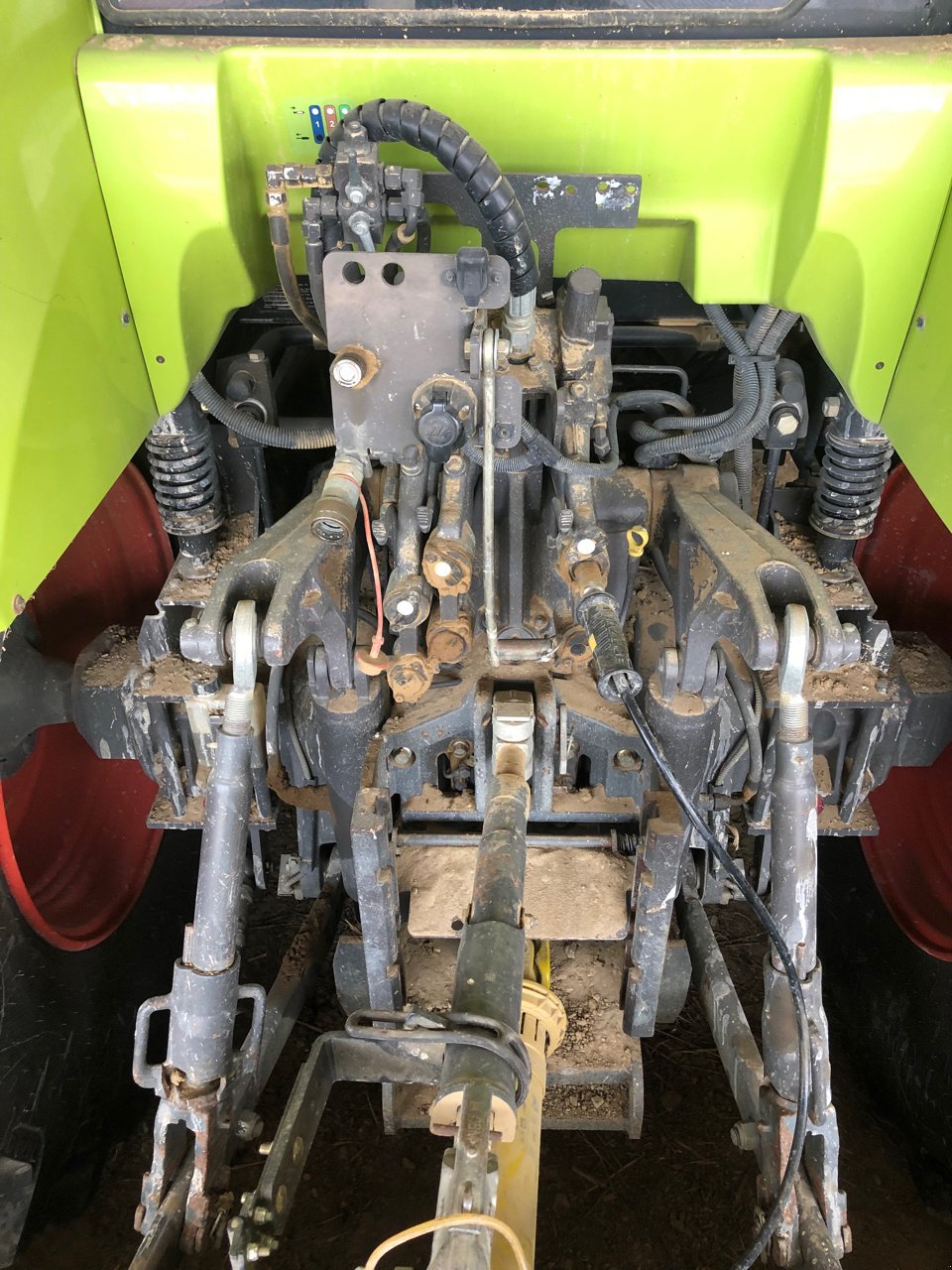 Traktor typu CLAAS ARION 640, Gebrauchtmaschine v Brabant-le-Roi (Obrázek 9)