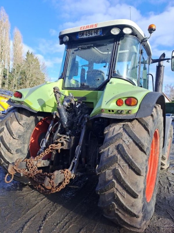 Traktor des Typs CLAAS ARION 640, Gebrauchtmaschine in Savigny sur Braye (Bild 3)