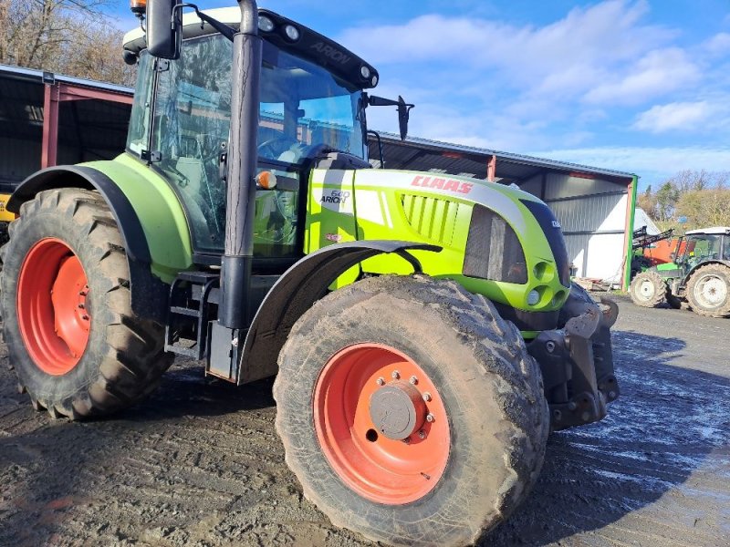 Traktor типа CLAAS ARION 640, Gebrauchtmaschine в Savigny sur Braye (Фотография 1)