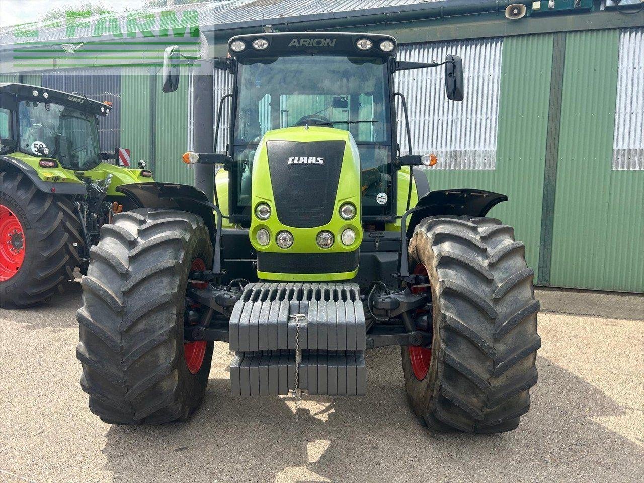 Traktor типа CLAAS ARION 640, Gebrauchtmaschine в CANE END, READING (Фотография 8)