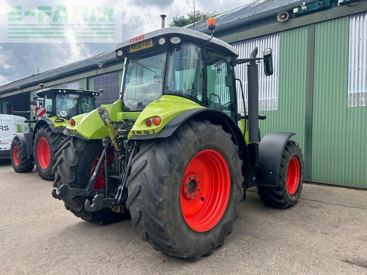 Traktor типа CLAAS ARION 640, Gebrauchtmaschine в CANE END, READING (Фотография 19)