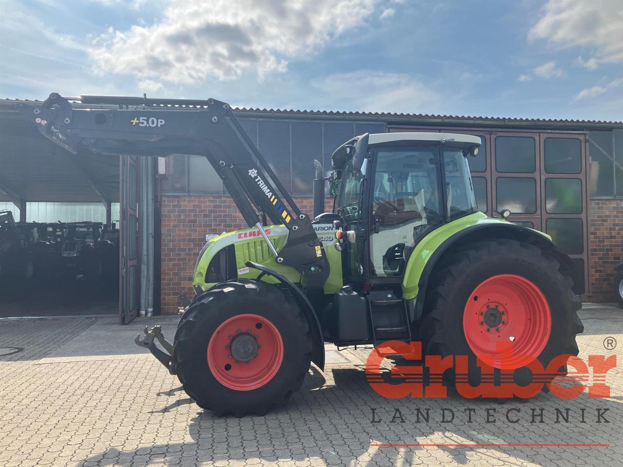 Traktor des Typs CLAAS Arion 640, Gebrauchtmaschine in Ampfing (Bild 1)