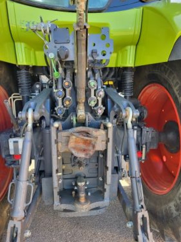 Traktor del tipo CLAAS ARION 640CIS, Gebrauchtmaschine In Belleville sur Meuse (Immagine 6)