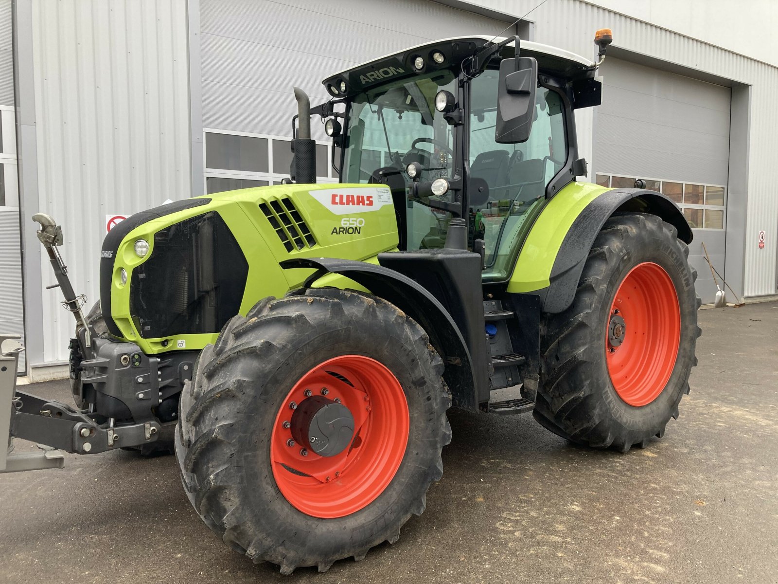 Traktor of the type CLAAS ARION 650 BUSINESS - STAGE V, Gebrauchtmaschine in LAIGNES (Picture 1)