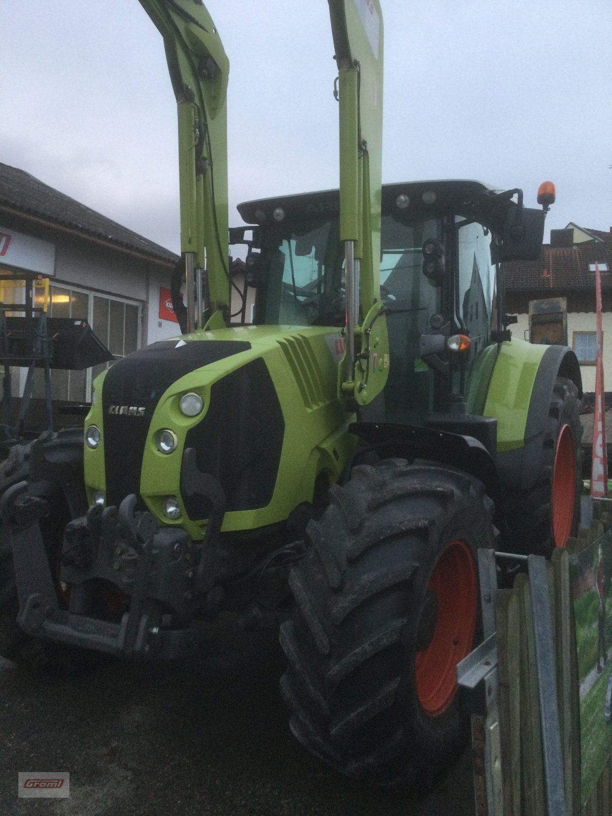 Traktor typu CLAAS Arion 650 C-MATIC CEBIS, Gebrauchtmaschine w Kößlarn (Zdjęcie 4)