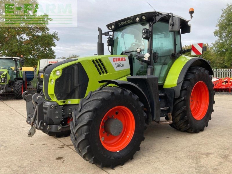 Traktor des Typs CLAAS ARION 650 CEBIS 50K,, Gebrauchtmaschine in HARVINGTON, EVESHAM (Bild 1)