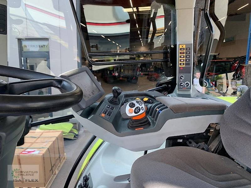 Traktor del tipo CLAAS Arion 650 CEBIS HEXA mit Fronthydraulik + Zapfwelle, Gebrauchtmaschine en Rittersdorf (Imagen 11)