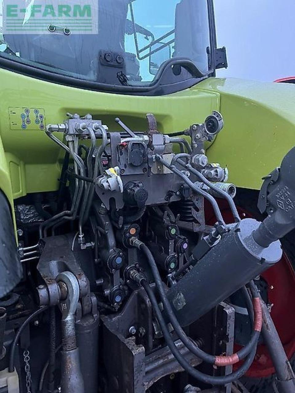 Traktor des Typs CLAAS arion 650 cebis, Gebrauchtmaschine in HEMMINGEN (Bild 5)