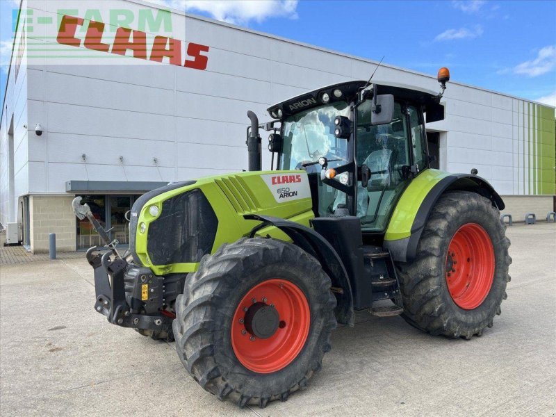 Traktor des Typs CLAAS ARION 650 CEBIS, Gebrauchtmaschine in SUFFOLK (Bild 1)