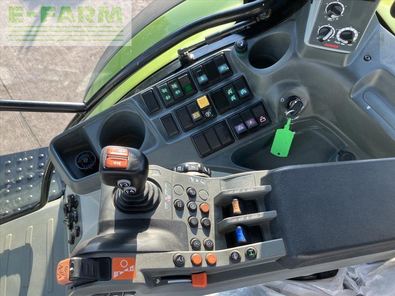 Traktor typu CLAAS ARION 650 CIS +, Gebrauchtmaschine v CIRENCESTER (Obrázek 10)