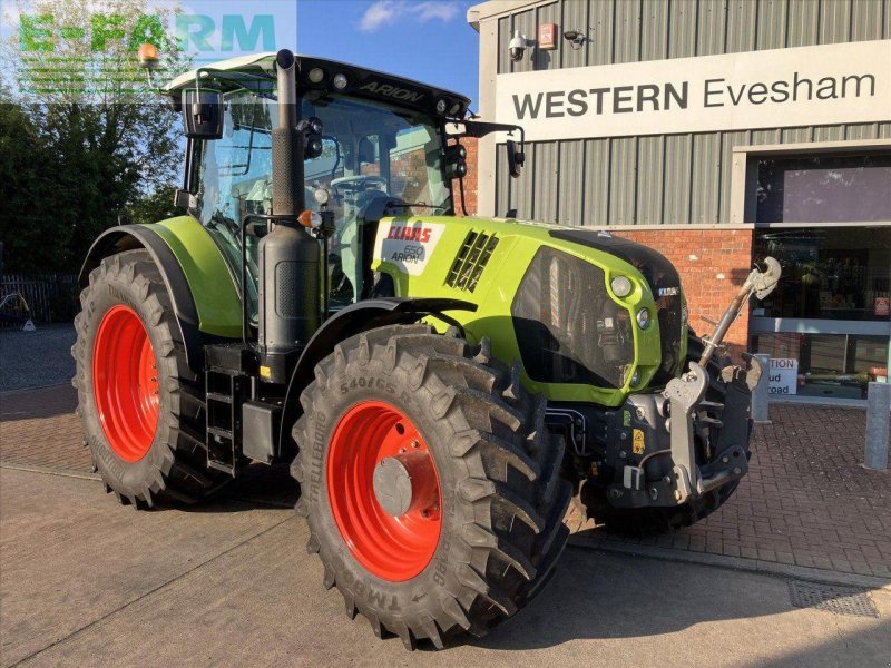 Traktor of the type CLAAS ARION 650 CIS +, Gebrauchtmaschine in CIRENCESTER (Picture 1)