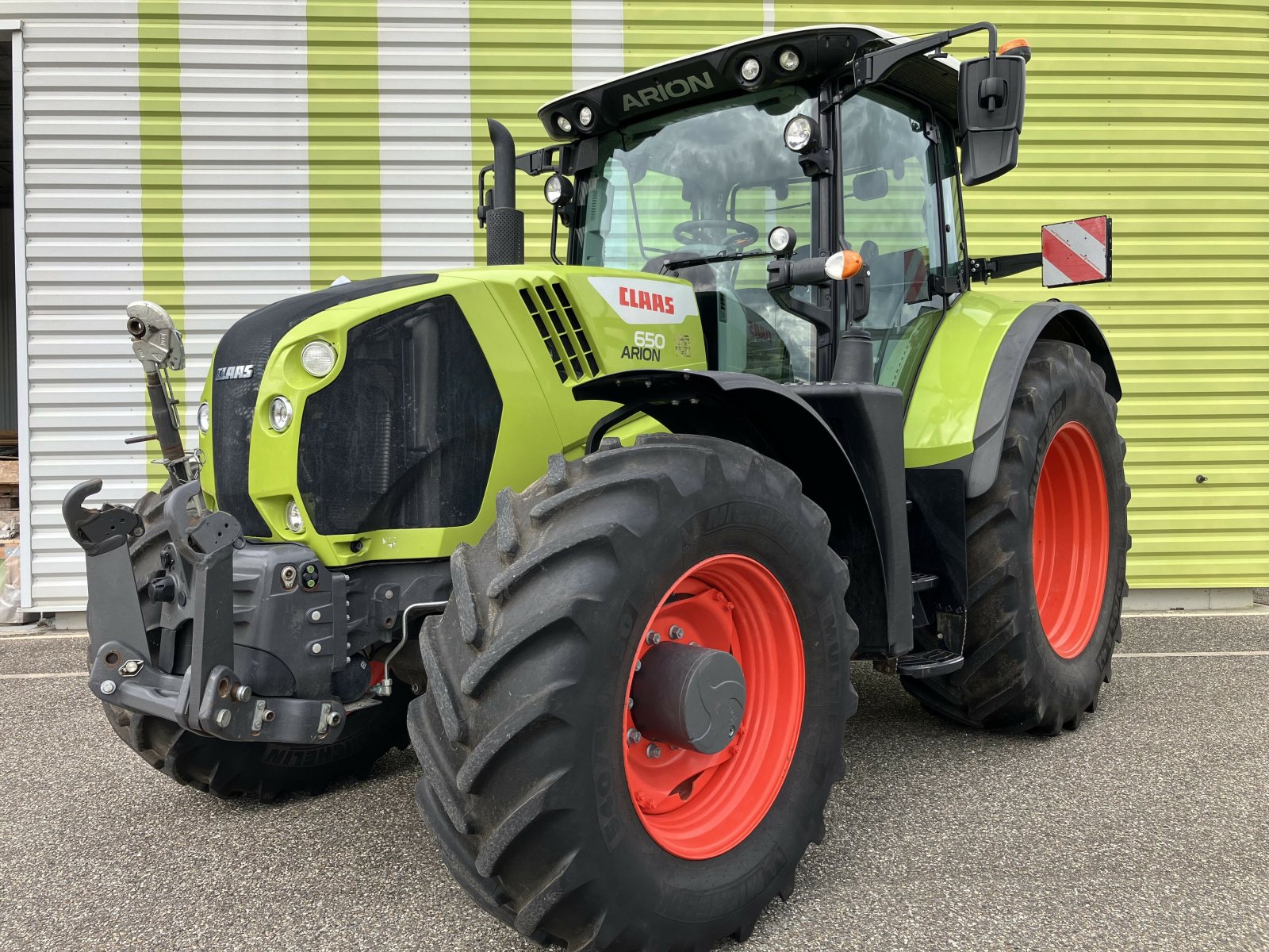 Traktor του τύπου CLAAS ARION 650 CIS + HEXASHIFT, Gebrauchtmaschine σε ailias (Φωτογραφία 2)