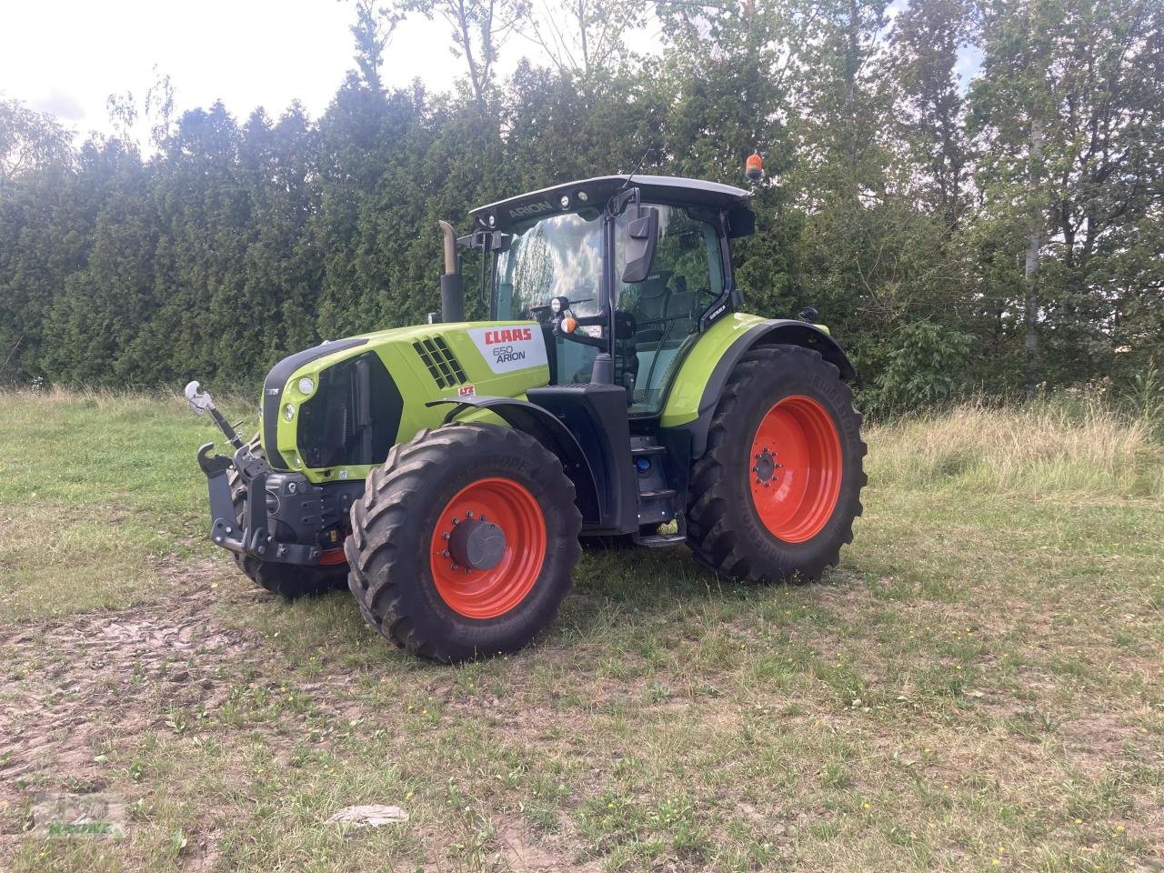 Traktor typu CLAAS Arion 650 CIS Plus, Gebrauchtmaschine w Zorbau (Zdjęcie 2)