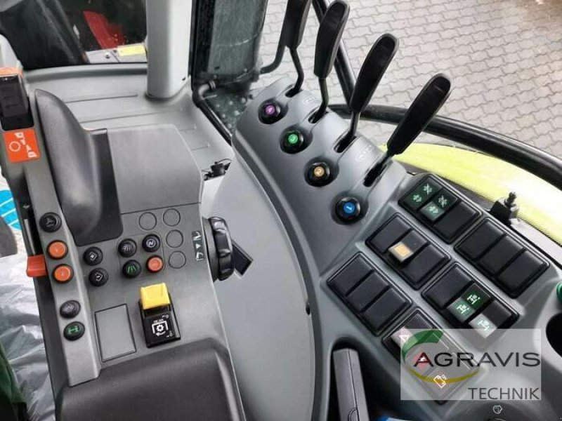 Traktor of the type CLAAS ARION 650 CIS, Gebrauchtmaschine in Calbe / Saale (Picture 11)