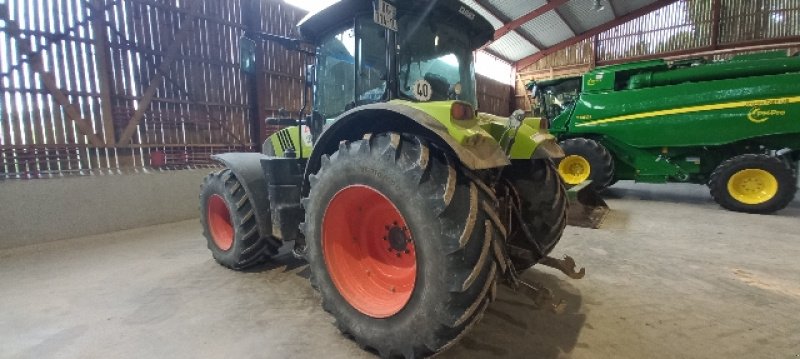 Traktor van het type CLAAS ARION 650 CIS, Gebrauchtmaschine in VERT TOULON (Foto 1)