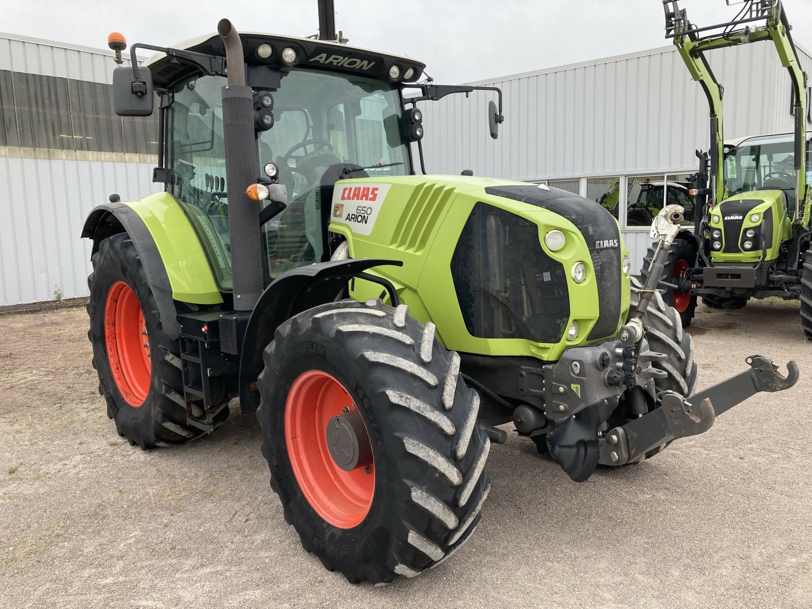 Traktor van het type CLAAS ARION 650 CIS, Gebrauchtmaschine in VAROIS & CHAIGNOT (Foto 3)