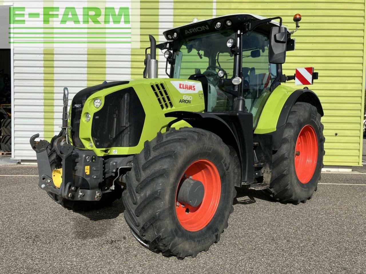 Traktor типа CLAAS arion 650 cmatic business, Gebrauchtmaschine в AILLAS (33 - GIRONDE) (Фотография 1)