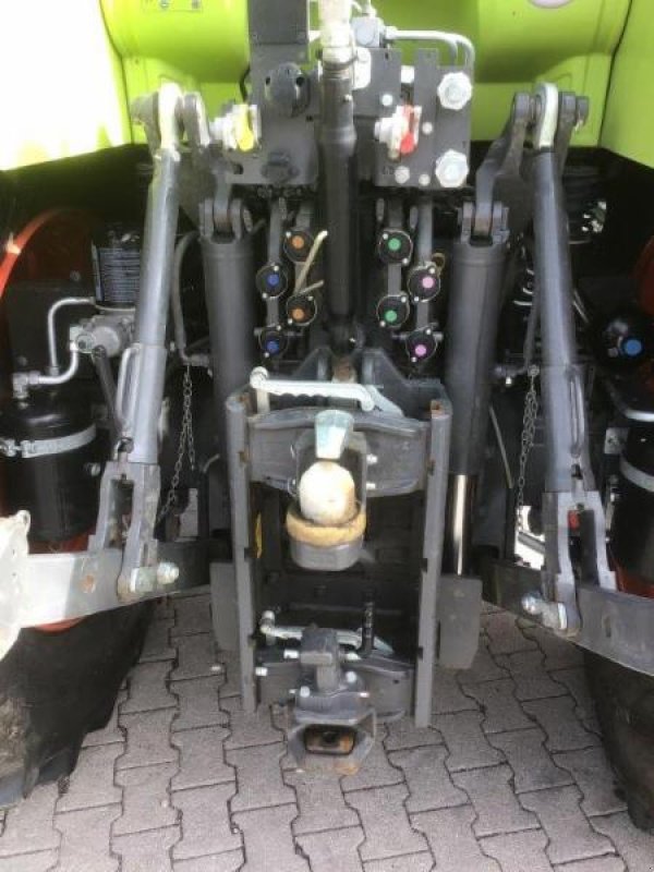 Traktor del tipo CLAAS ARION 650 HEXA Stage V, Gebrauchtmaschine en Landsberg (Imagen 8)