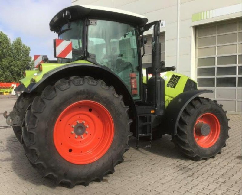 Traktor του τύπου CLAAS ARION 650 HEXA Stage V, Gebrauchtmaschine σε Landsberg (Φωτογραφία 4)