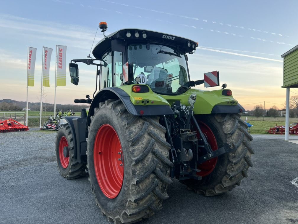 Traktor типа CLAAS ARION 650 HEXA TIER 5, Gebrauchtmaschine в Aubiet (Фотография 8)