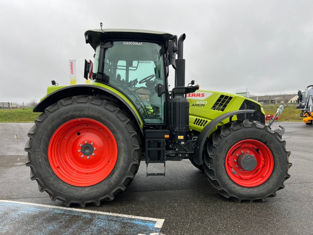 Traktor del tipo CLAAS ARION 650 HEXA TIER V, Gebrauchtmaschine en SAINT GAUDENS (Imagen 9)