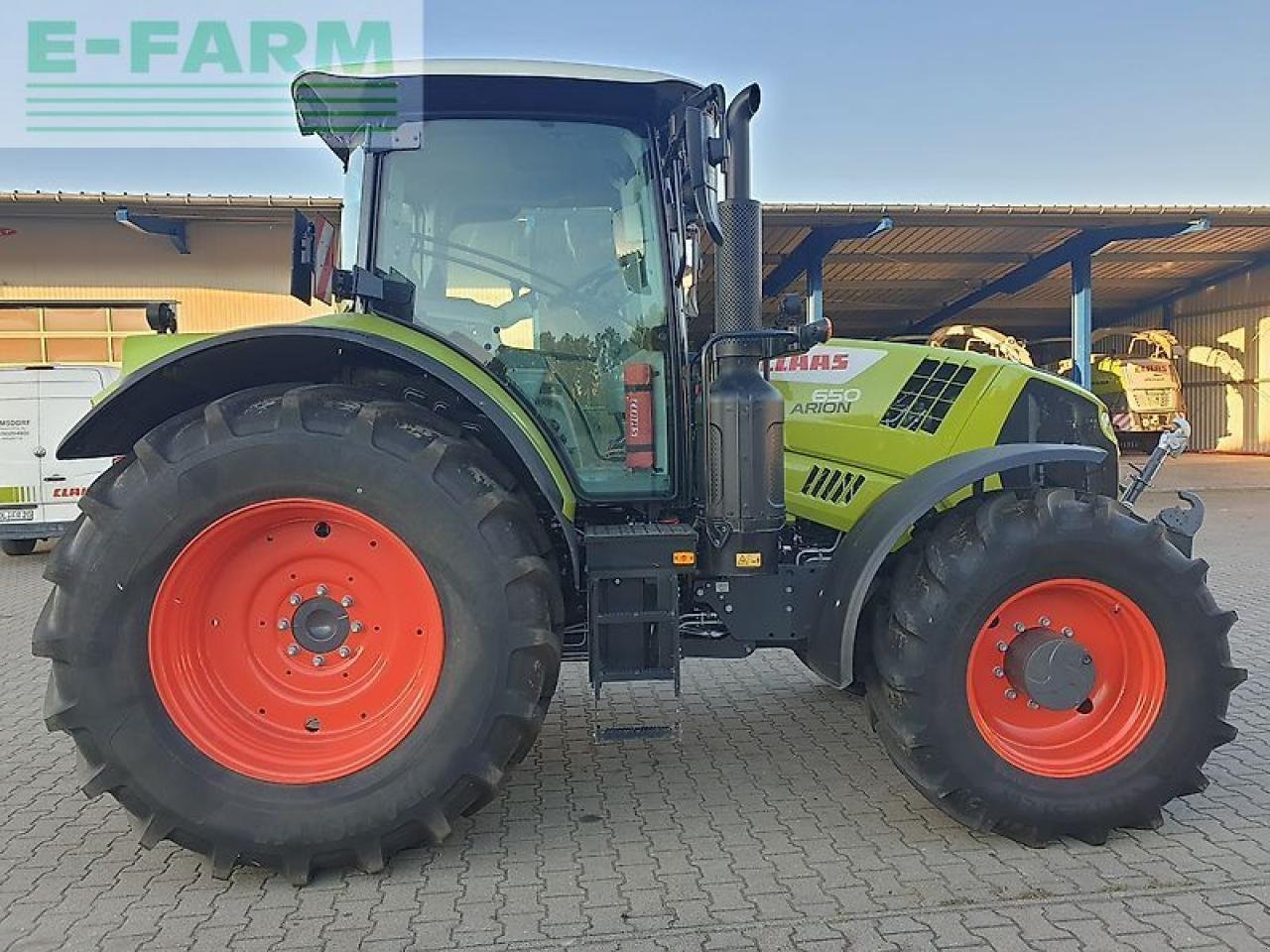 Traktor des Typs CLAAS arion 650 hexashift, Gebrauchtmaschine in NEUENDORF AM SPECK (Bild 1)