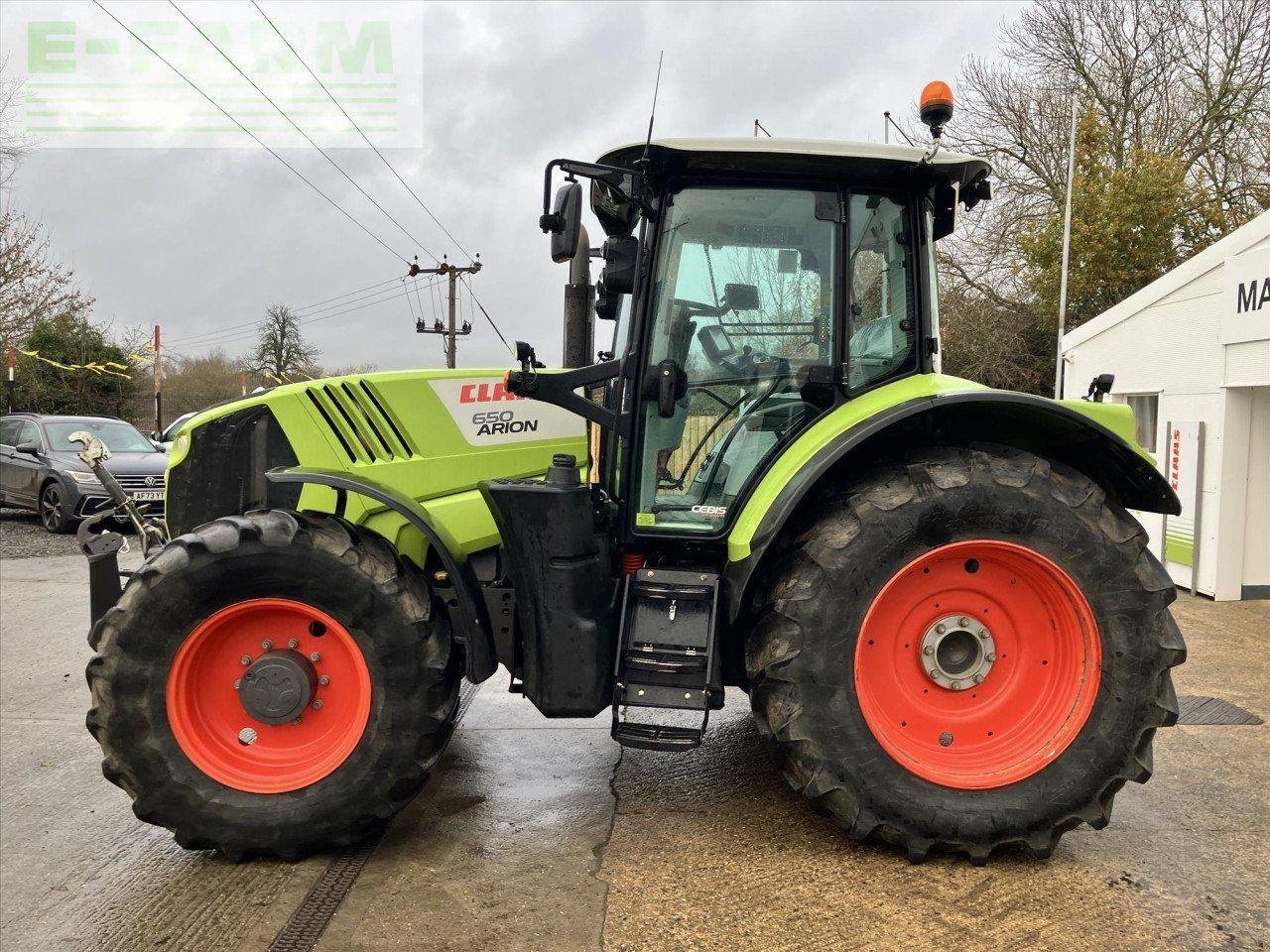 Traktor of the type CLAAS ARION 650 HEXASHIFT, Gebrauchtmaschine in SUFFOLK (Picture 9)