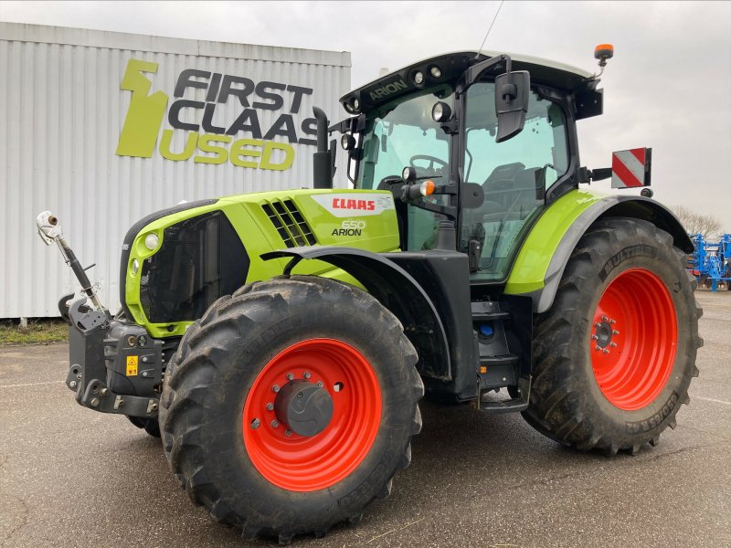 Traktor des Typs CLAAS ARION 650 HEXASHIFT, Gebrauchtmaschine in CHEMINOT (Bild 1)