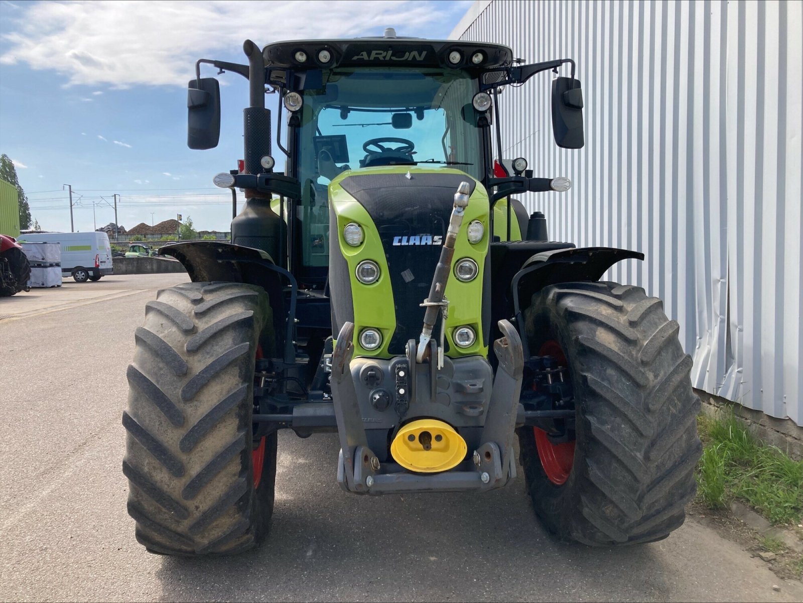 Traktor des Typs CLAAS ARION 650 S5 CEBIS, Gebrauchtmaschine in CHEMINOT (Bild 5)