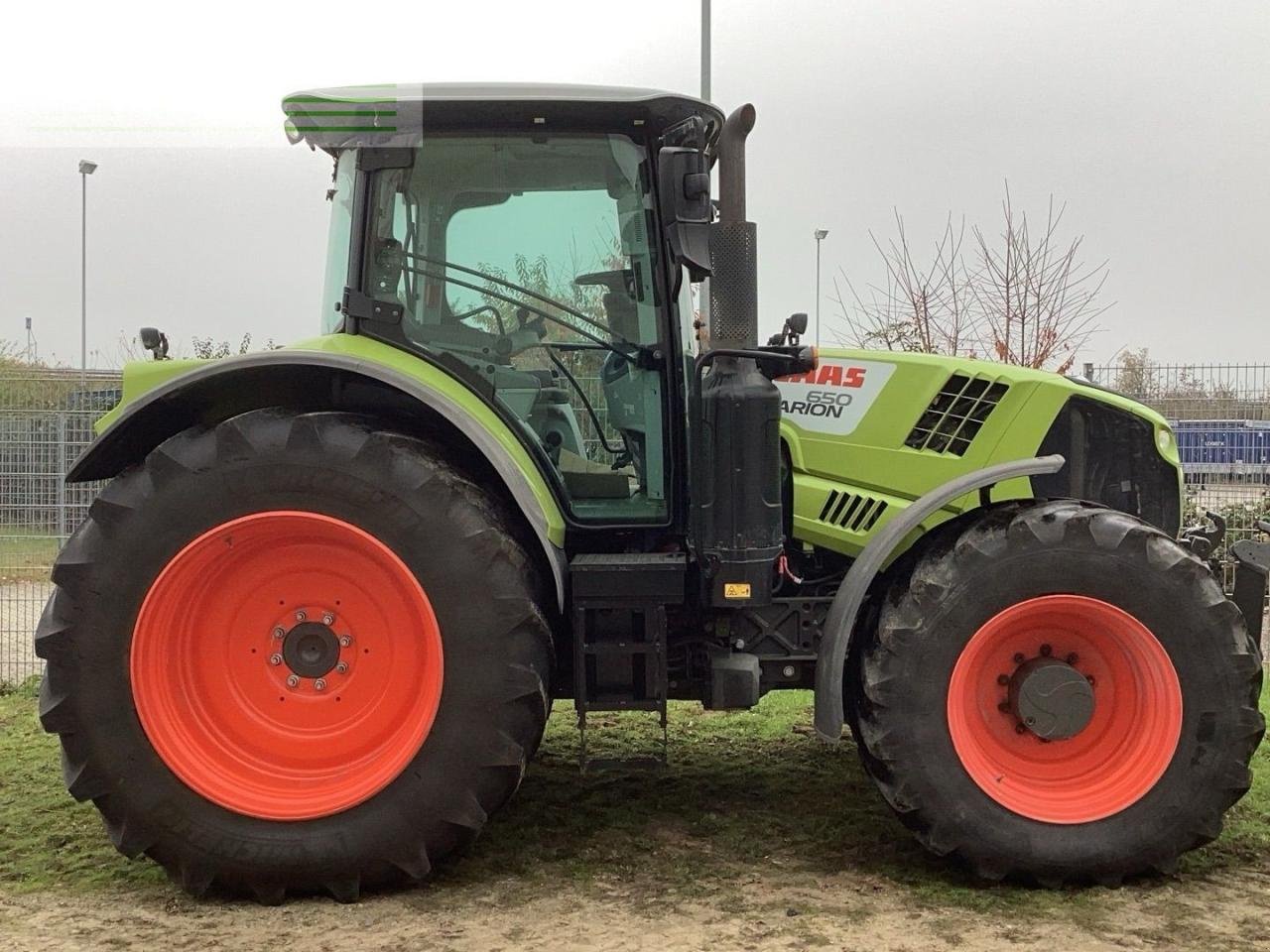 Traktor типа CLAAS ARION 650 St4 6PS, Gebrauchtmaschine в Hamburg (Фотография 4)