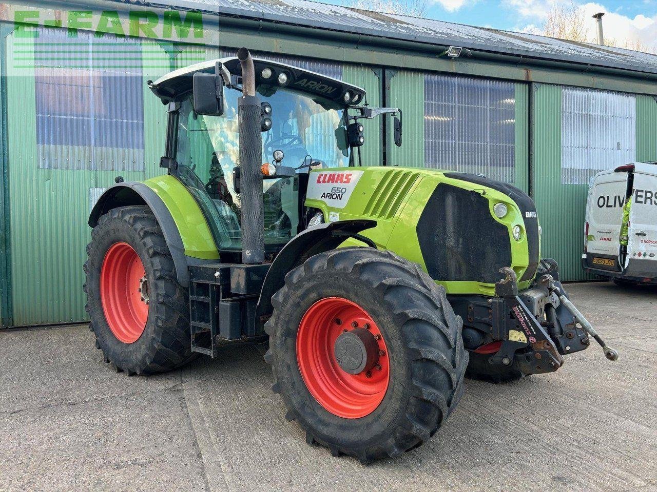 Traktor типа CLAAS ARION 650 T3B, Gebrauchtmaschine в LUTON (Фотография 2)