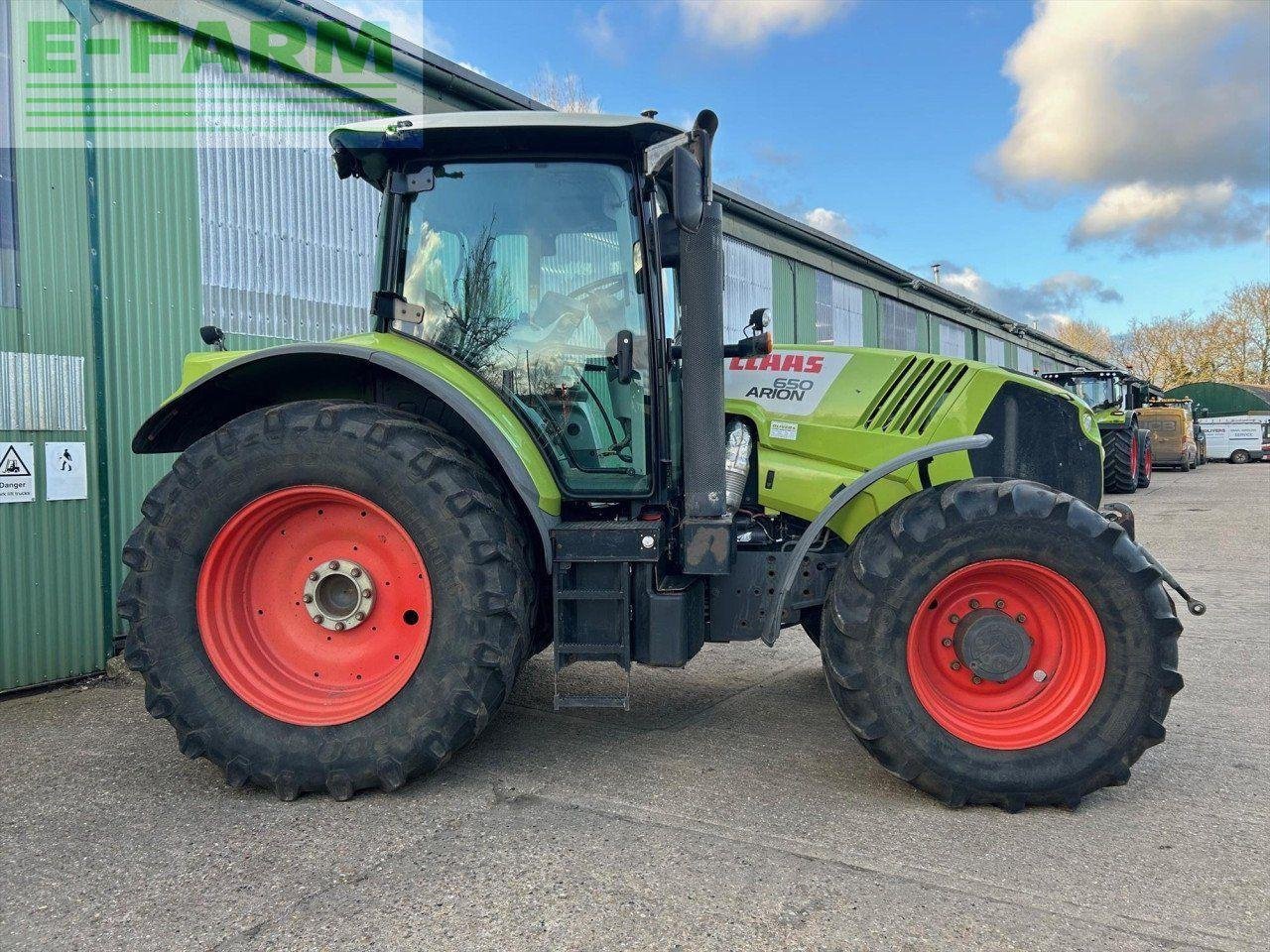 Traktor типа CLAAS ARION 650 T3B, Gebrauchtmaschine в LUTON (Фотография 4)