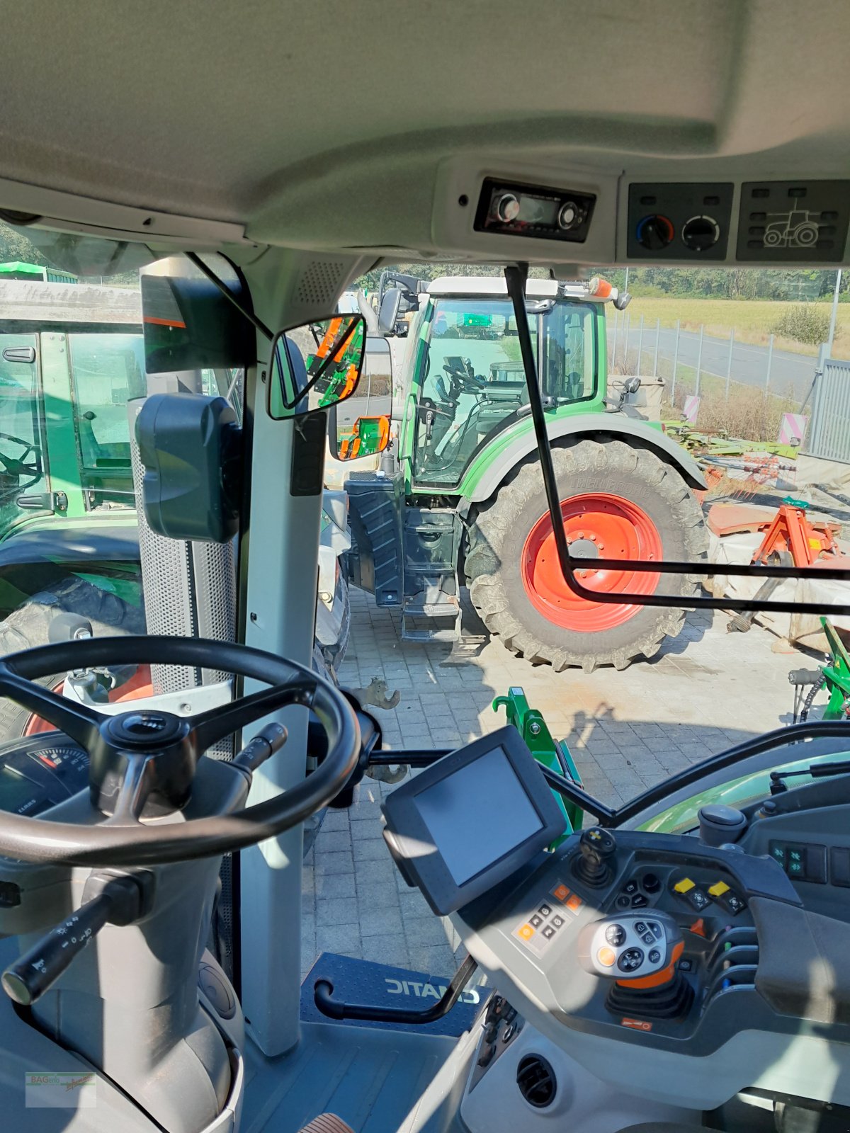 Traktor of the type CLAAS Arion 650, Gebrauchtmaschine in Ingelfingen-Stachenhausen (Picture 9)