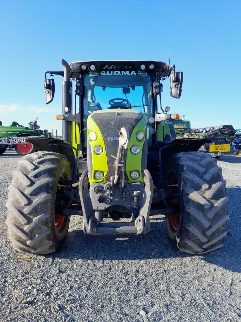 Traktor des Typs CLAAS ARION 650, Gebrauchtmaschine in BAZOGES EN PAREDS (Bild 3)