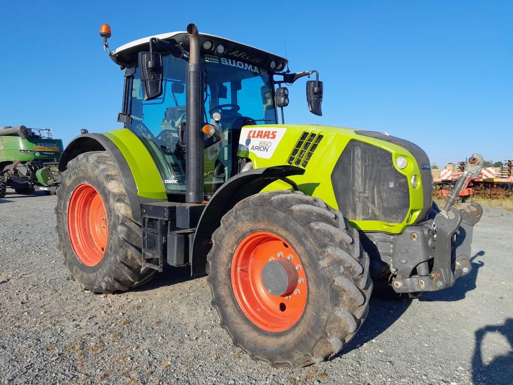 Traktor typu CLAAS ARION 650, Gebrauchtmaschine w BAZOGES EN PAREDS (Zdjęcie 2)