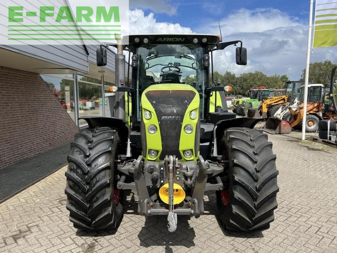 Traktor typu CLAAS arion 650, Gebrauchtmaschine v ag BROEKLAND (Obrázek 4)