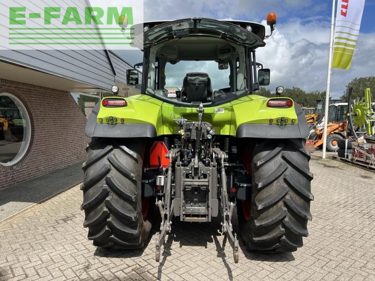 Traktor van het type CLAAS arion 650, Gebrauchtmaschine in ag BROEKLAND (Foto 5)