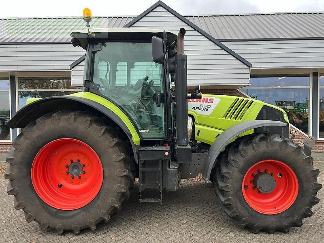 Traktor типа CLAAS arion 650, Gebrauchtmaschine в ag BROEKLAND (Фотография 7)