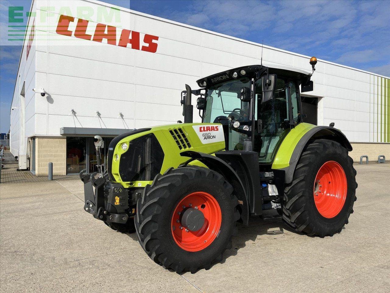 Traktor tip CLAAS ARION 650, Gebrauchtmaschine in SUFFOLK (Poză 1)