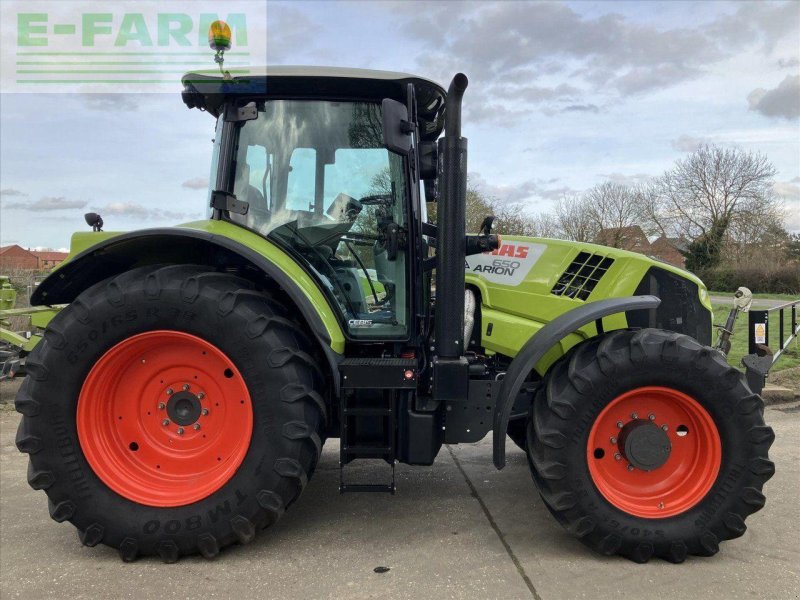 Traktor от тип CLAAS ARION 650, Gebrauchtmaschine в RETFORD (Снимка 1)