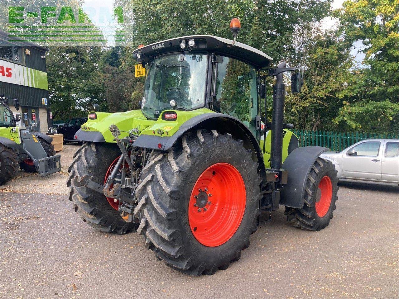 Traktor του τύπου CLAAS ARION 650, Gebrauchtmaschine σε PETWORTH (Φωτογραφία 4)