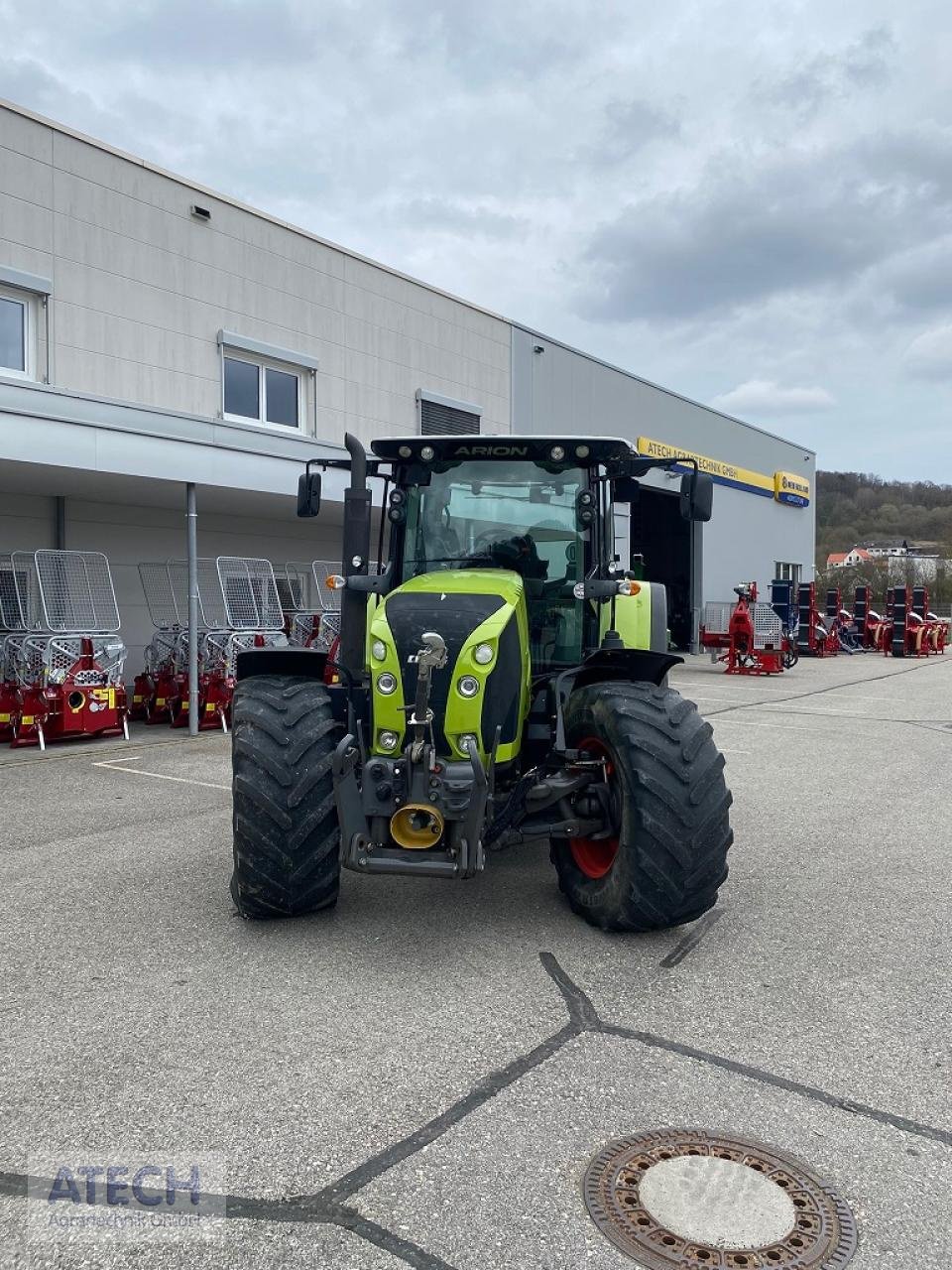 Traktor a típus CLAAS Arion 650, Gebrauchtmaschine ekkor: Velburg (Kép 2)