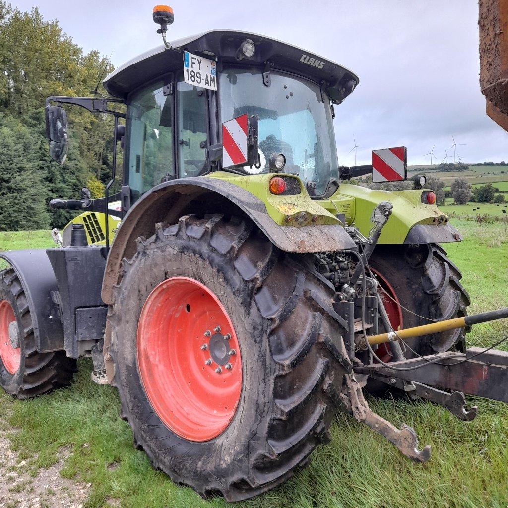 Traktor Türe ait CLAAS ARION 650, Gebrauchtmaschine içinde Neufchâtel-en-Bray (resim 4)