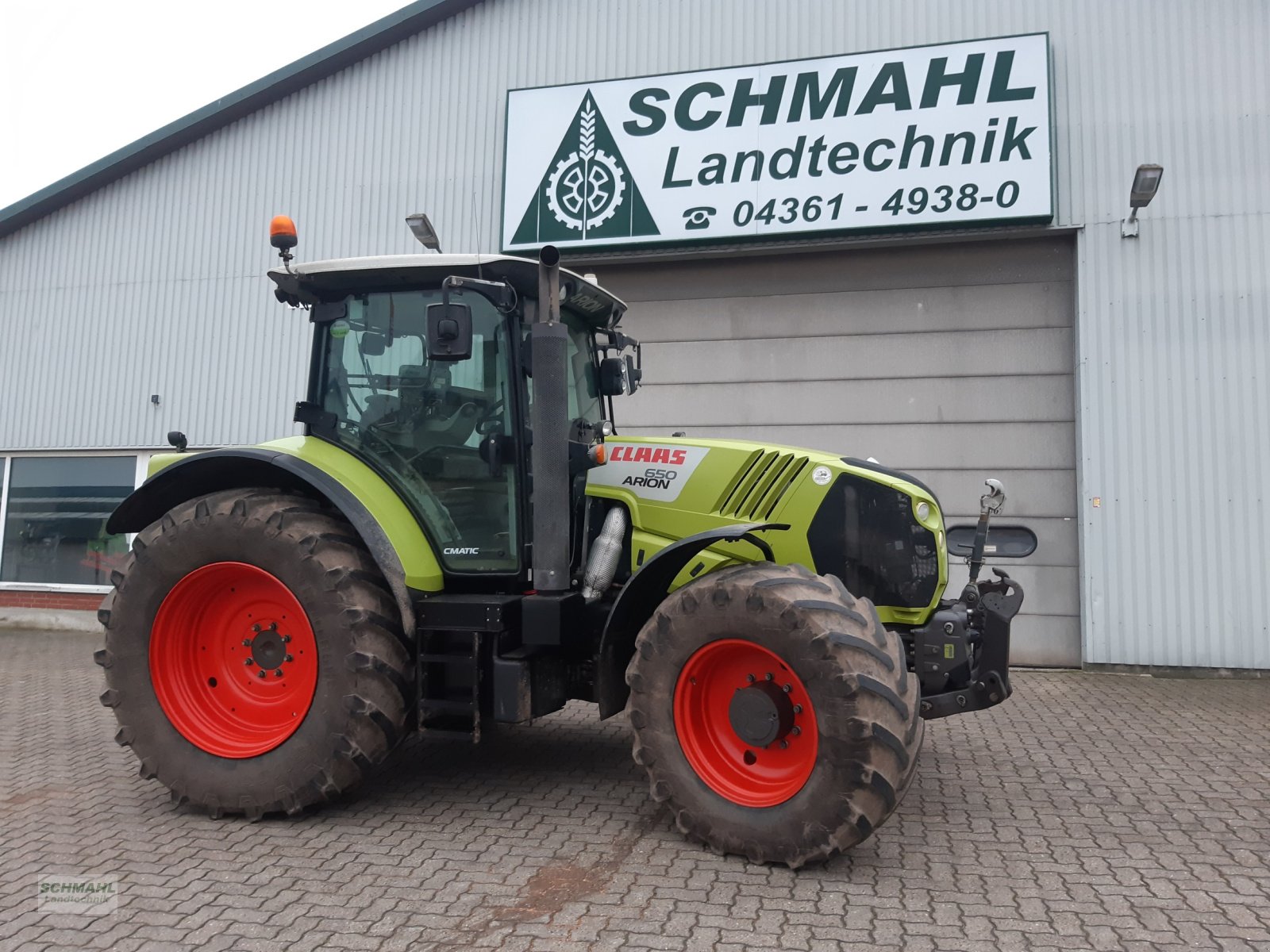 Traktor del tipo CLAAS ARION 650, Gebrauchtmaschine In Oldenburg in Holstein (Immagine 1)