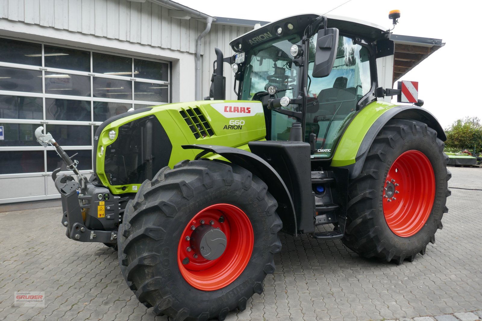 Traktor Türe ait CLAAS Arion 660 CM, Gebrauchtmaschine içinde Dorfen (resim 1)